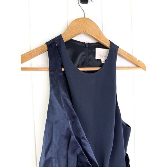 Cinq à Sept Clemence Neck Detail Gown In Navy Size 4 Silk Blend $795 - Picture 3 of 13
